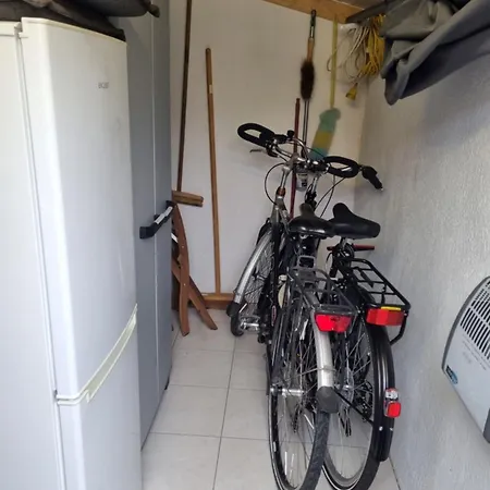 Vakantiewoning In - Beachhouse68