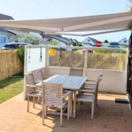 Vakantiewoning In - Beachhouse68