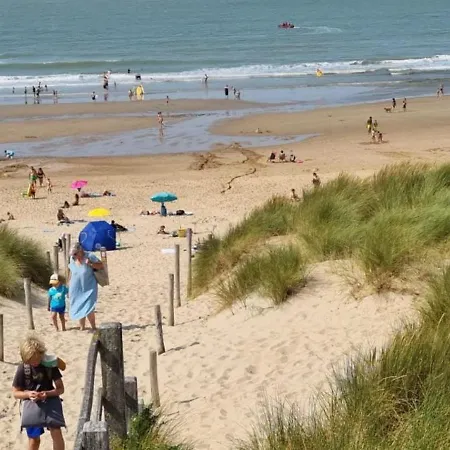 Vakantiewoning In - Beachhouse68 Semesterbostad *